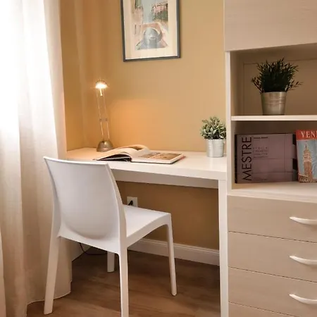 Apartment Postcard Mestre